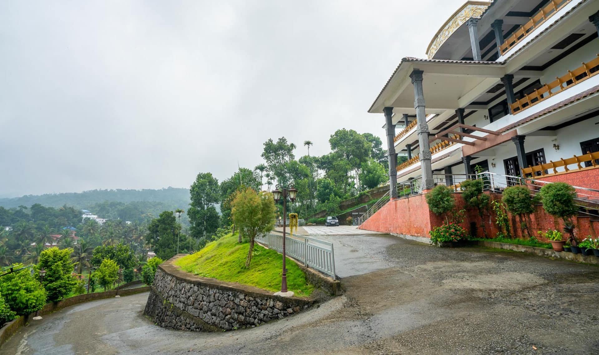 PERIYAR MOUNTAIN PALACE